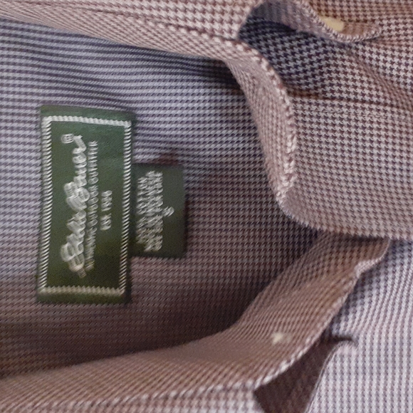 EDDIE BAUER Men's Dress Shirt Burgundy & Gray Houndstooth Size Small - Picture 1 of 4